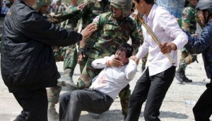 Photo Credit: Heng Chivoan http://www.phnompenhpost.com/national/strike-violence-erupts